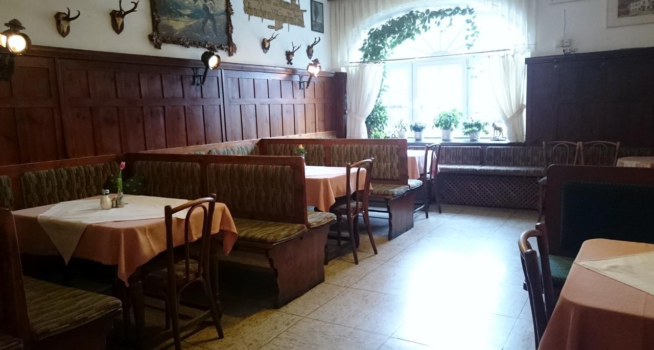 Hotel Zum Goldenen Hirschen Goestling an der Ybbs Ngoại thất bức ảnh