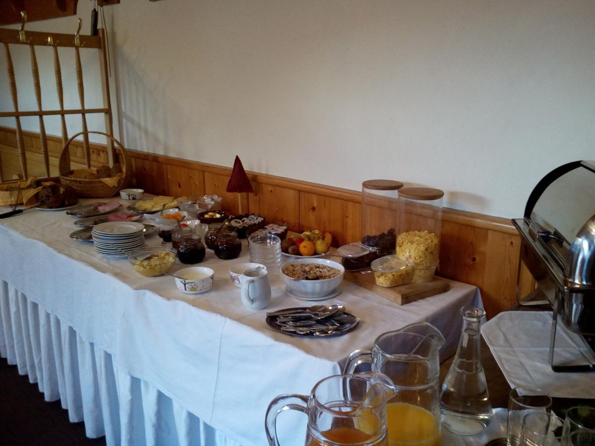 Hotel Zum Goldenen Hirschen Goestling an der Ybbs Ngoại thất bức ảnh
